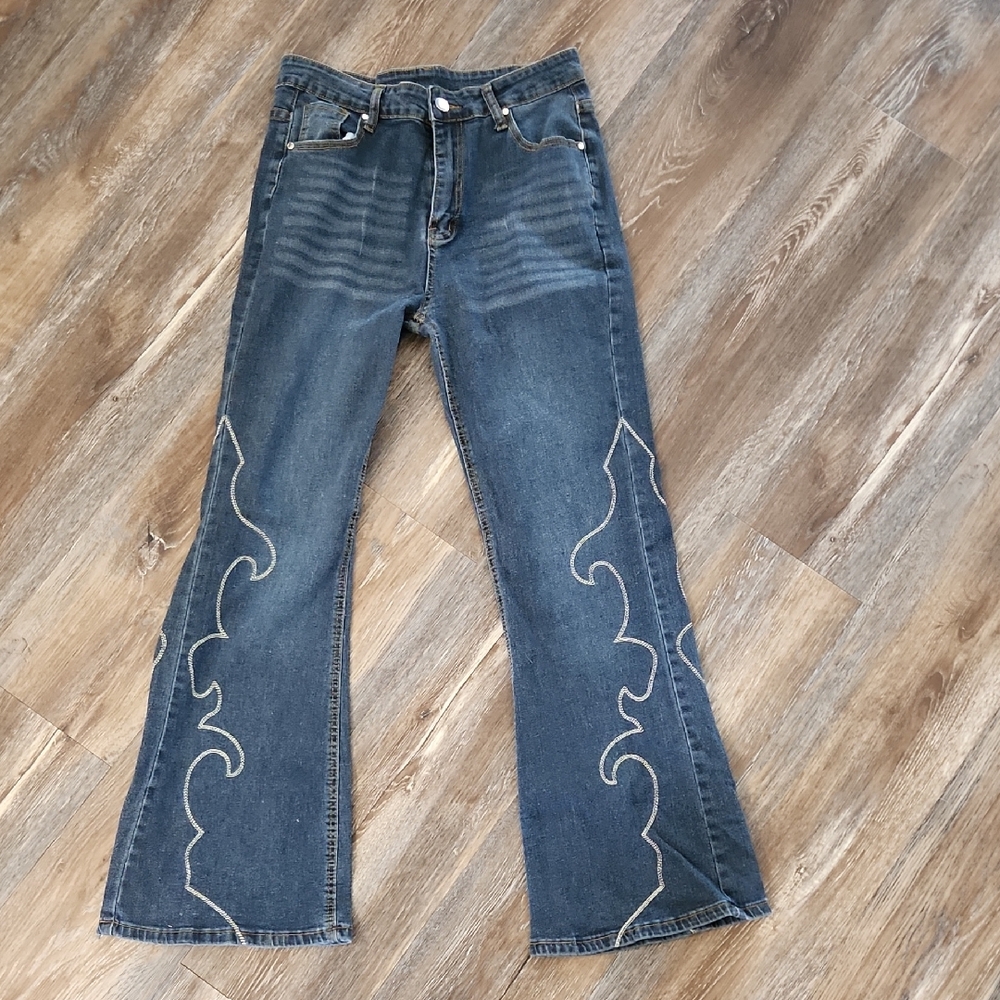 Source Unknown Indigo Flare Jeans with Cream Detailing
